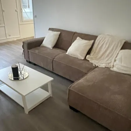 Koro House Apartment